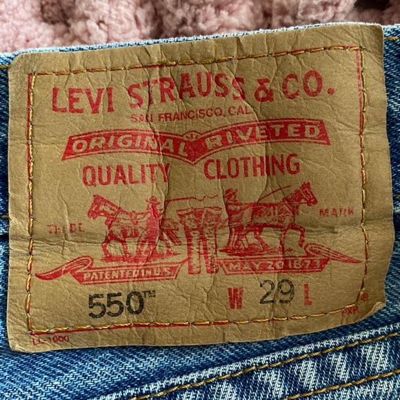 Vintage Reworked Levi’s Shorts👖 - Picture 2 of 3